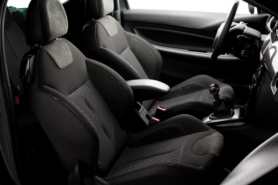  Citroen DS3 2010 года  (фото 11 из 115)